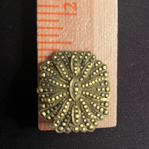 Vintage  scarf clip from West Germany. Gold tone metal. 1950’s or 1960’s - Picture 7 of 8